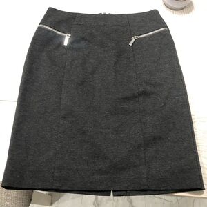 Michael Kors straight gray pencil skirt, size 6, mid length.